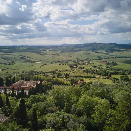 Athena Apartment Montepulciano